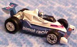 Red stripes in front spoiler